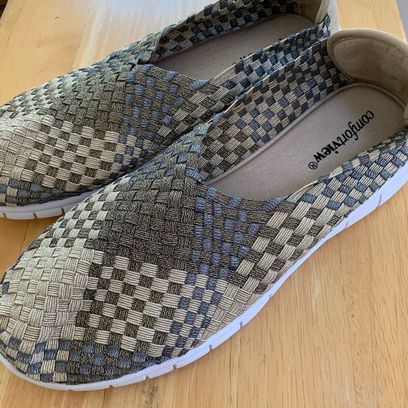 ComfortView slipon shoes, wide width 10 WW - Picture 2 of 3